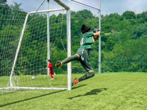 勝つことは非常に大切である。 選手が成長することはより大切である。